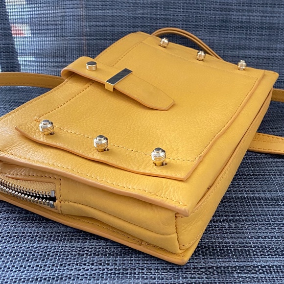 ✨Botkier New York Warren City Leather Purse Yellow - Picture 6 of 12